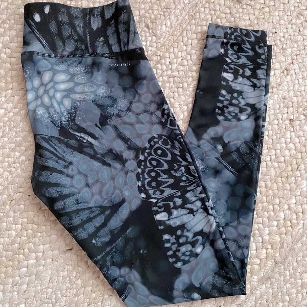 Butterfly Print Performance Leggings